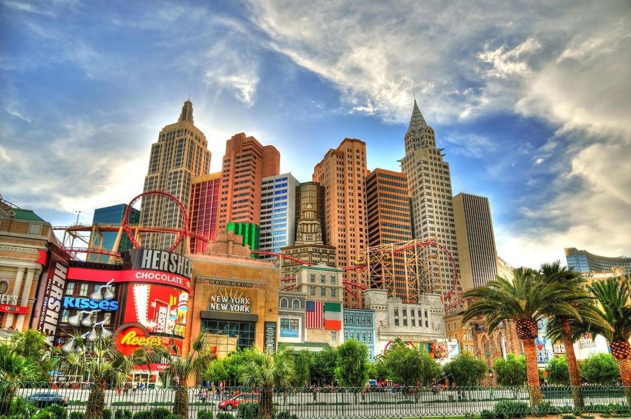 Neon nightlife route across Las Vegas